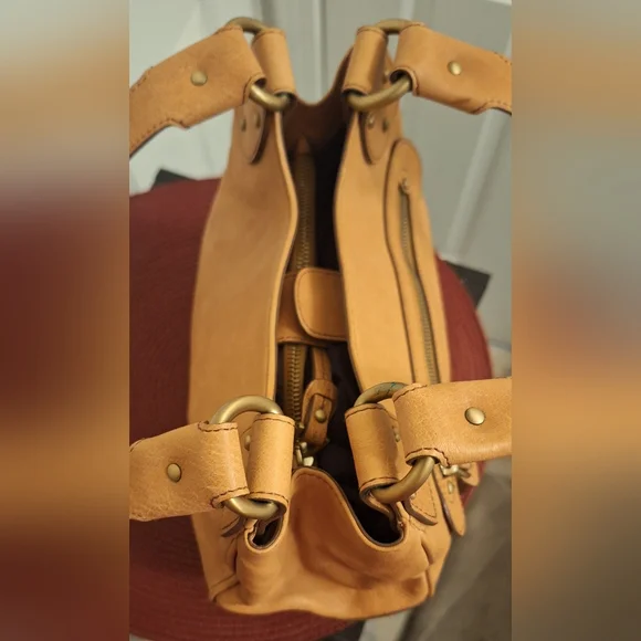 BALLY Italian Leather Hobo Bag Purse - Picture 7 of 14